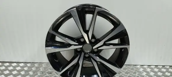 R18 alloy rim