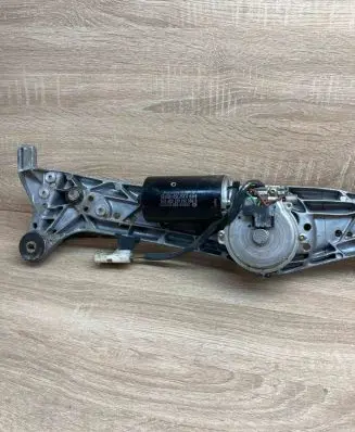BMW 7 E38 Front wiper linkage and motor 8352150 0390241422