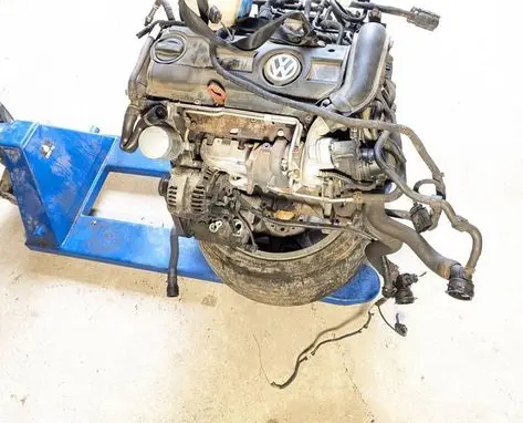 Volkswagen PASSAT B6 Engine CAXA