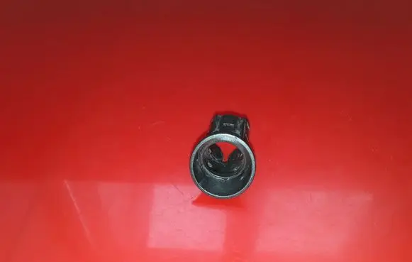 Land Rover Range Rover L322 Front parking sensor holder (PDC) 7010235 688270