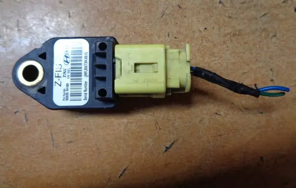 KIA Ceed Airbag deployment crash/impact sensor 959201H100