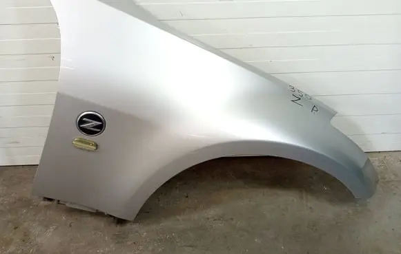 Nissan 350Z Fender BLOT350ZACF