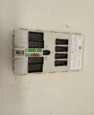 BMW 2 F46 Comfort/convenience module 2611139385 116RI001097 8795010