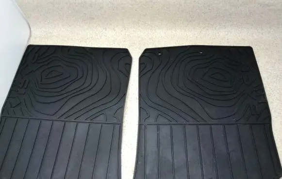 Dacia Spring Front floor mat 749022814R 749033584R