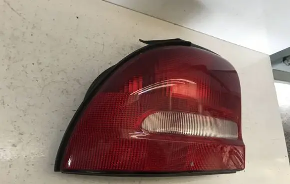 Chrysler Neon I Rear/tail lights