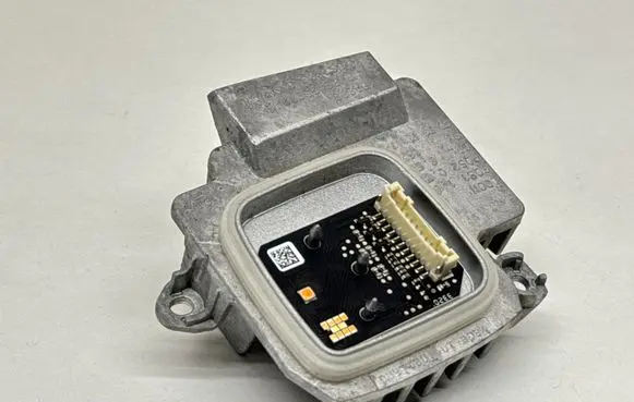 BMW M4 G82 G83 LED ballast control module 63119851051 9851051
