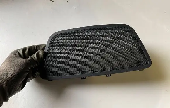 Dash center speaker trim cover