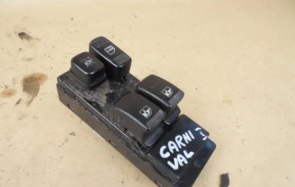 KIA Carnival Electric window control switch SPMK0010 620W06740