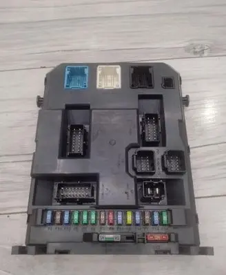 Peugeot 207 Comfort/convenience module 9666951980