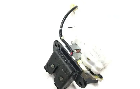 Mazda 5 Loading door lock 