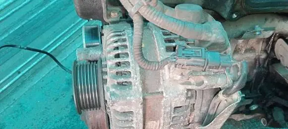 Honda CR-V Generator/alternator 1042105370 104210-5370