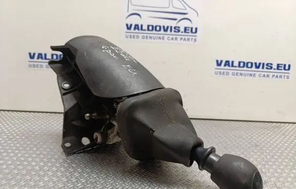 Renault Master III Gear shifter/selector 8200744935 0748 01432