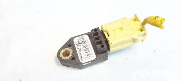 KIA Carnival Airbag deployment crash/impact sensor 959202f500 95920-2f500