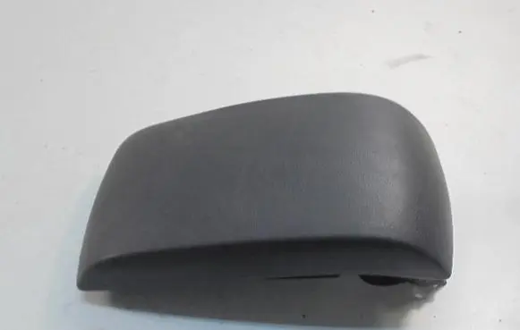 Ford Mondeo MK IV Armrest 6M21R04604A