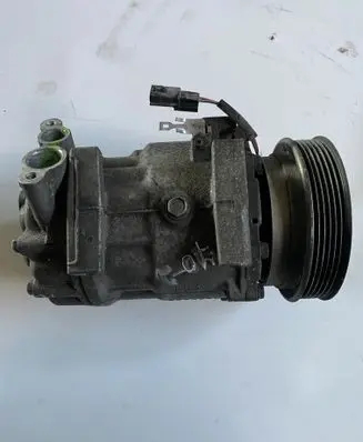 Nissan Qashqai Air conditioning (A/C) compressor (pump) 926009865R