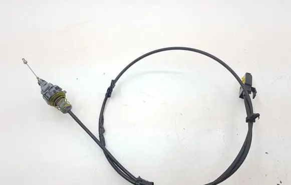 Gear shift cable linkage