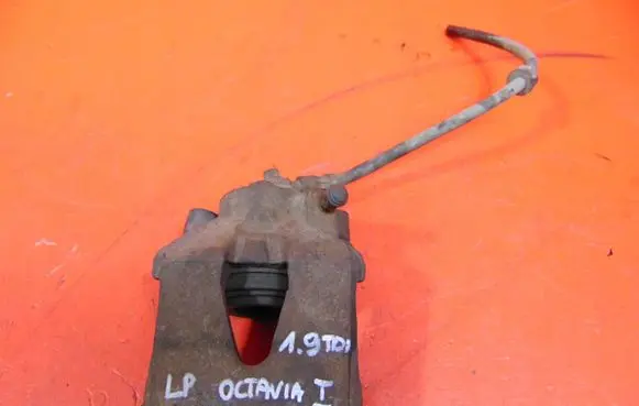 Skoda Octavia Mk1 (1U) Front brake caliper
