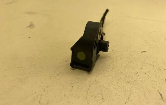 Mercedes-Benz GLC C253 Airbag deployment crash/impact sensor A2139051300 869108 39952