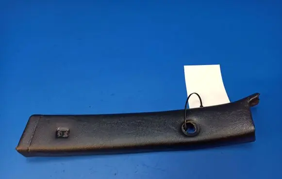 Jaguar XJS (B) pillar trim (top)