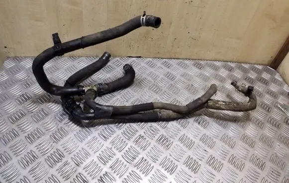 Renault Trafic II (X83) Engine coolant pipe/hose