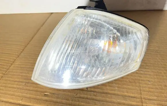 Mazda 323 F Front indicator light R4138 21612241 1998-2000