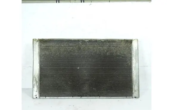 BMW 5 E60 E61 Coolant radiator 7795878