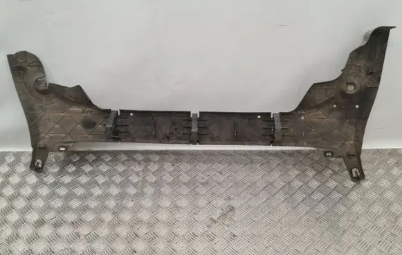 Renault Captur II Rear underbody cover/under tray 555821204R