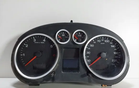 Audi A2 Speedometer (instrument cluster) 8Z0920900N