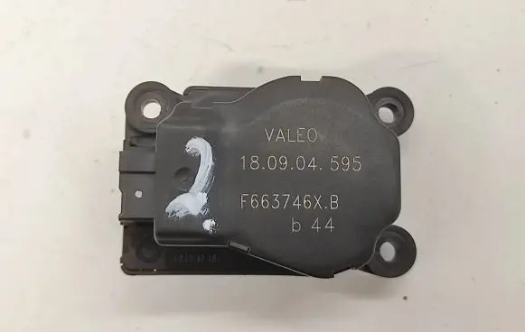 Peugeot 1007 Air flap motor/actuator F663746XB 180904595