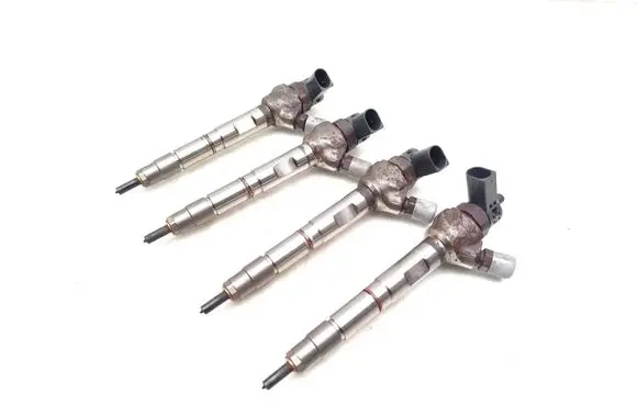 Audi A5 Fuel injectors set 04L130277AE 0445110471 0445110556