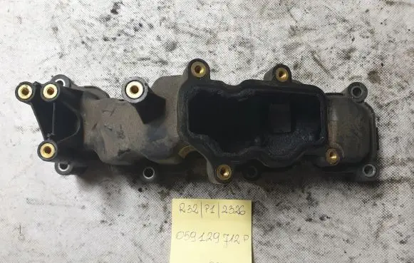 Audi Q7 4L Intake manifold 059129712P