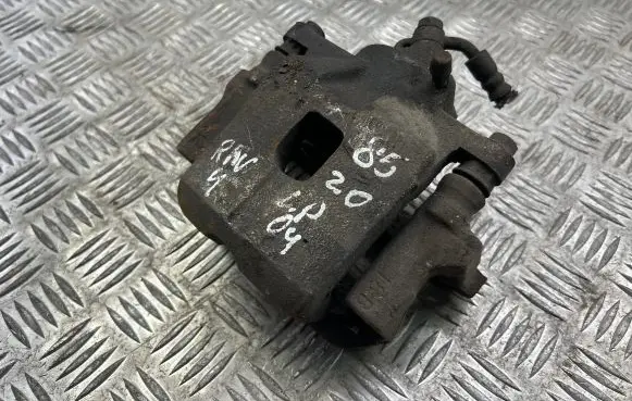 Toyota RAV 4 (XA20) Front brake caliper
