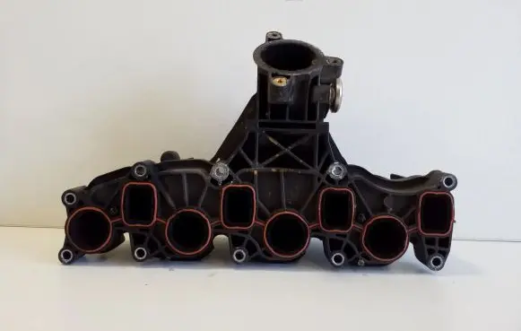 Audi Q3 8U Intake manifold 1051359S03