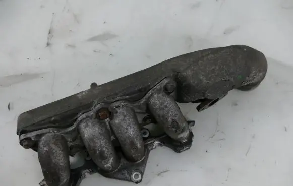 Nissan Almera Intake manifold