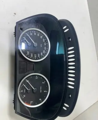 BMW 5 E60 E61 Speedometer (instrument cluster)