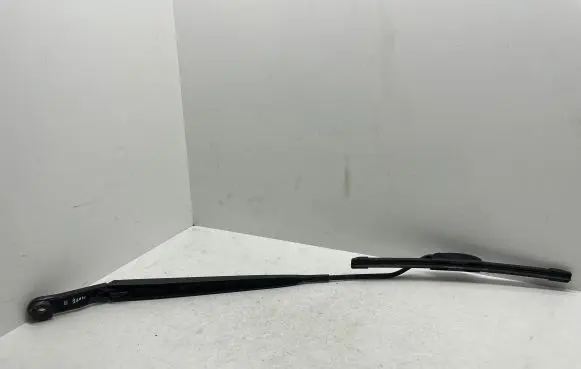 Nissan Note (E11) Windshield/front glass wiper blade 80008647