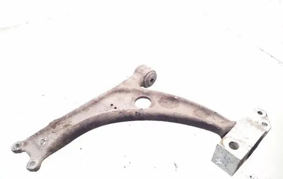 Volkswagen PASSAT B6 Front lower control arm/wishbone 3C0407153B