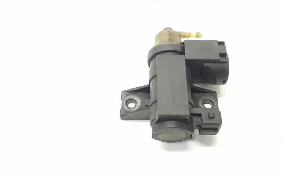Nissan Juke I F15 Turbo solenoid valve 8200790180