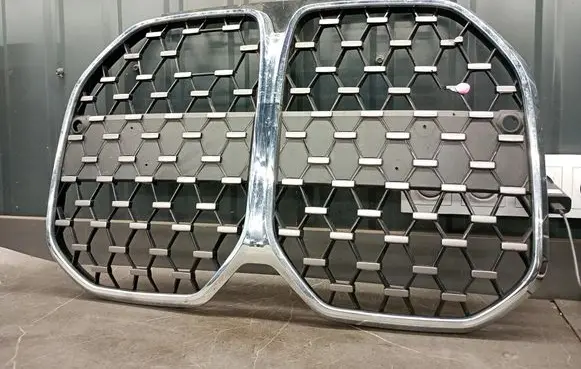 BMW 4 G22 G23 G24 G26 Front bumper upper radiator grill 192976-10