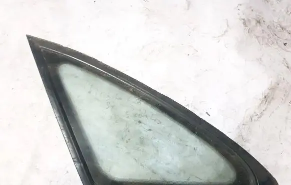 Mazda 626 Rear side window