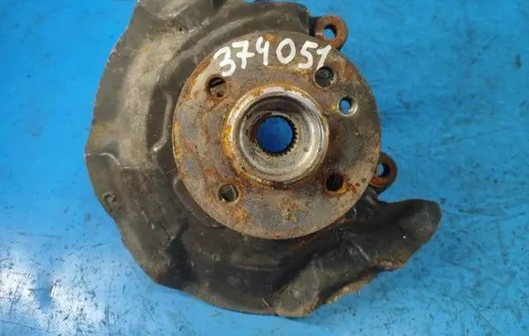 Mini One - Cooper Coupe R56 Rear wheel hub spindle/knuckle 31216779796