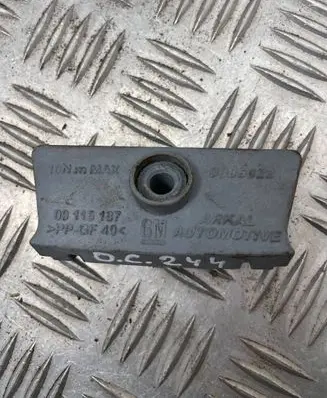 Opel Corsa D Battery bracket 09115187