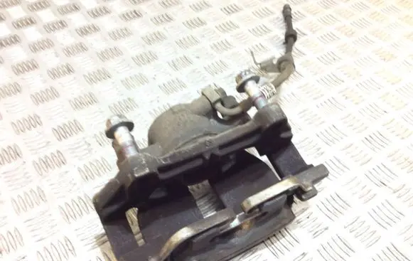 Volvo XC90 Front brake caliper 31361549