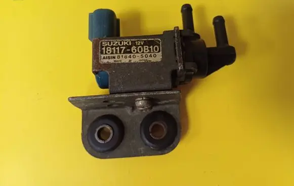 Suzuki Swift Cultus Turbo solenoid valve 1811760B10