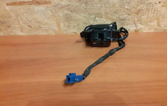 Lexus CT 200H Tailgate/trunk/boot lock/catch/latch 719