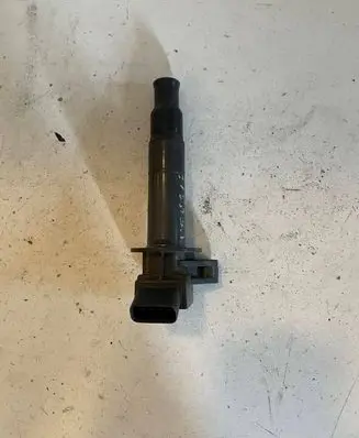 Toyota Corolla E120 E130 High voltage ignition coil 9008019019