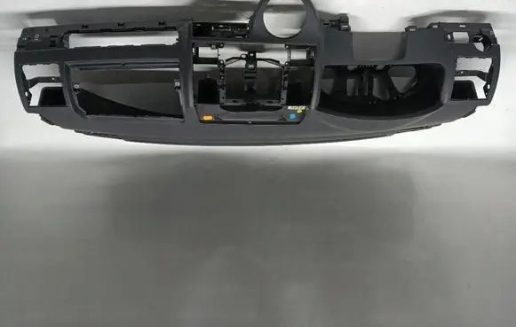Volkswagen Multivan T5 Dashboard 7H18570005