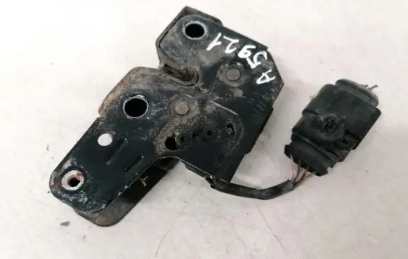 Opel Insignia A Front door lock
