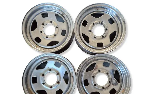 Isuzu Trooper R15 steel rim 