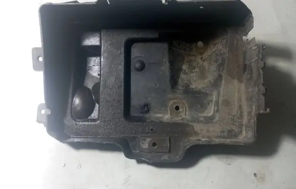 Opel Zafira B Battery box tray cover/lid 13234223